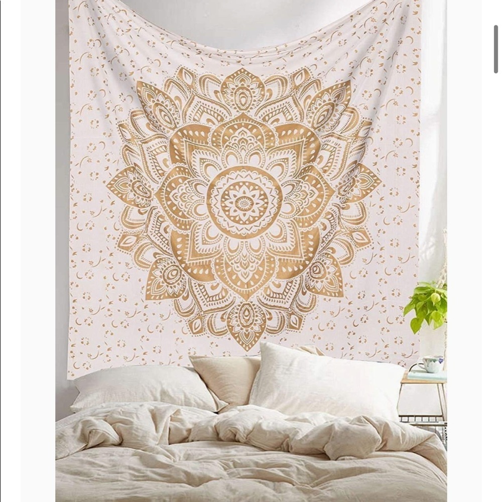 NWT White Gold Mandala Bohemian Tapestry